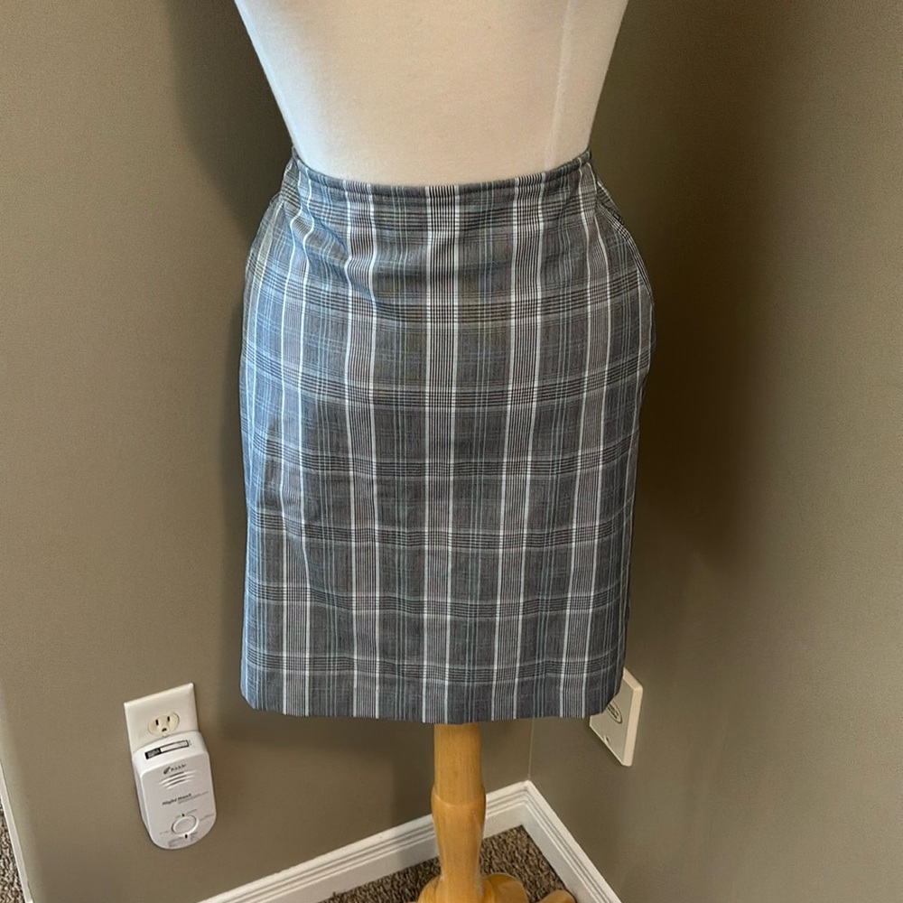 Cracked Wheat Plaid Skort Size 14